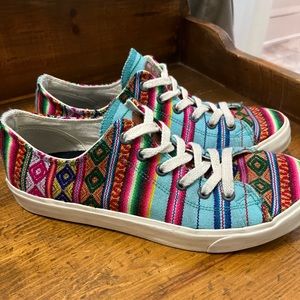 INKKAS Spectrum Low Top Sneaker